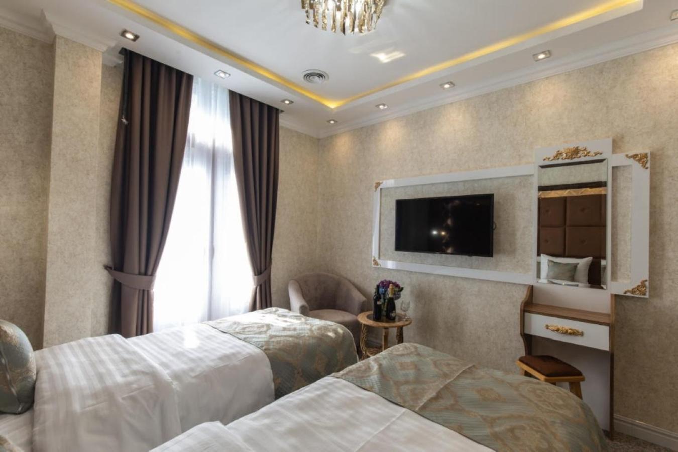 Hotel Aqua Freedom Tbilisi Exteriör bild