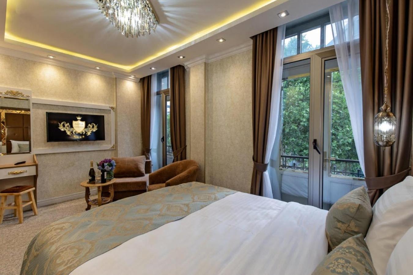 Hotel Aqua Freedom Tbilisi Exteriör bild